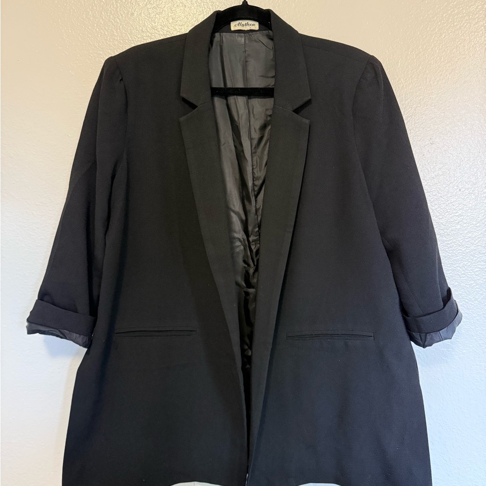 Alythea Black Oversized Boxy Blazer – Size Large, Lined